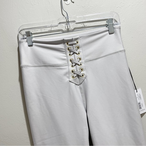 WE WORE WHAT Women’s LACE-UP LEGGING Activewear Light Gray Brushed Poly Sz L - Picture 3 of 11